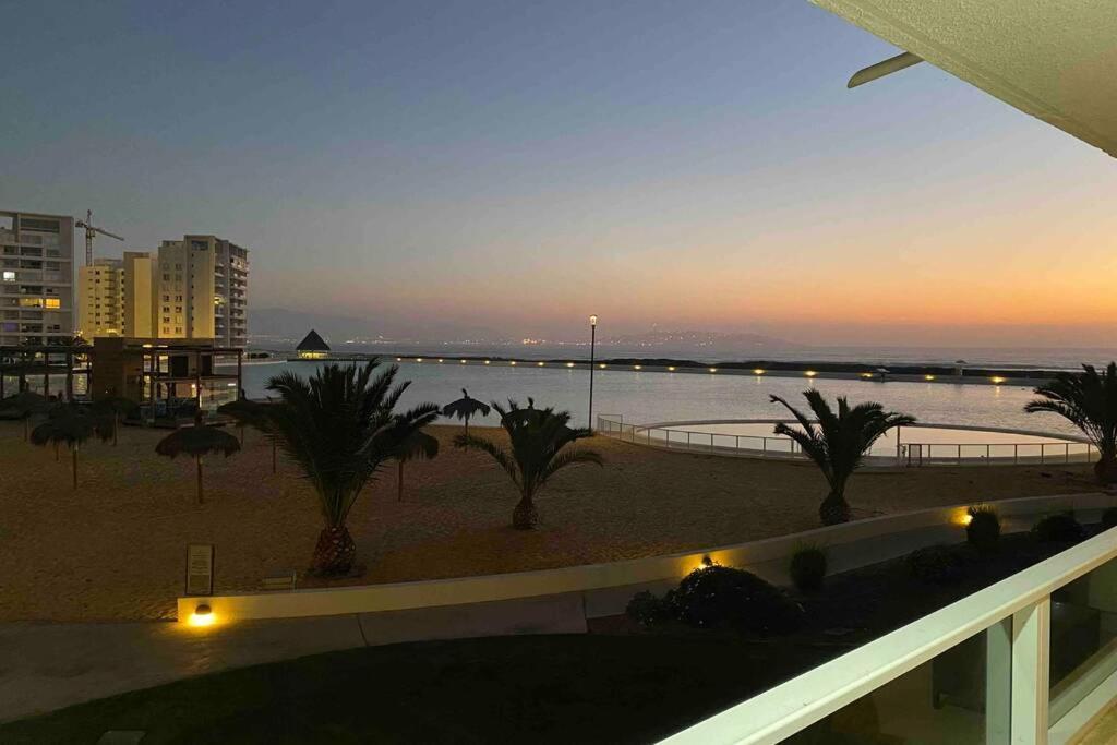 Hermoso De 2 Y 2 Banos En Laguna Del Mar Apartamento La Serena