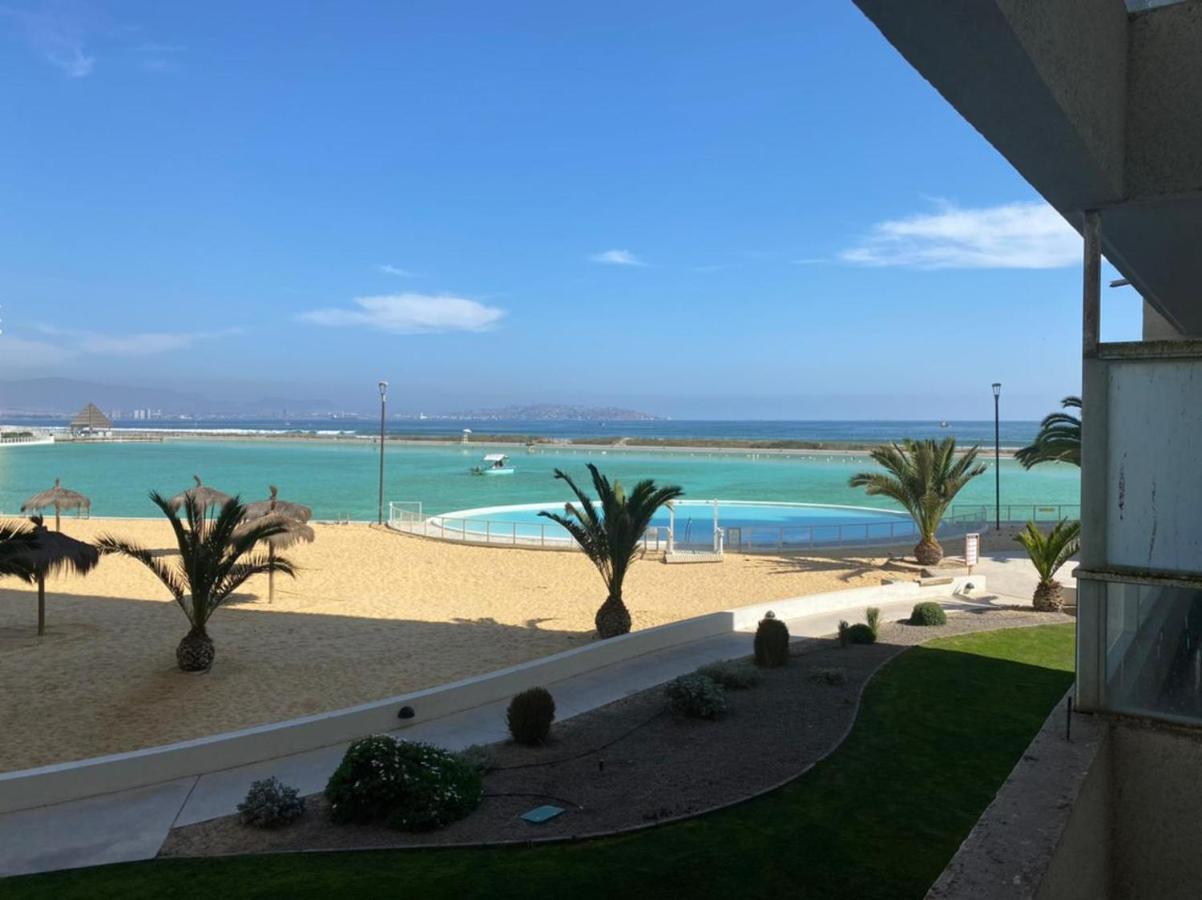 Apartamento Hermoso De 2 Y 2 Banos En Laguna Del Mar *