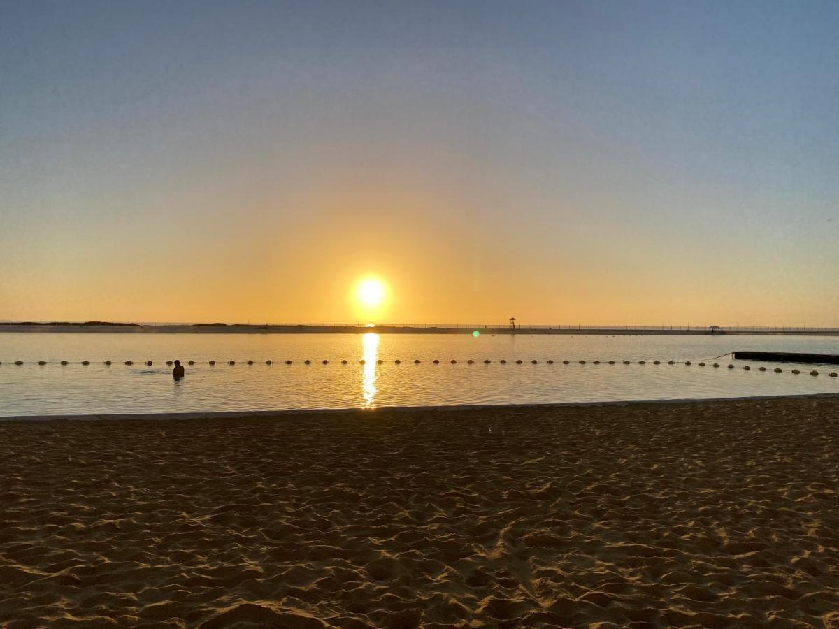 Apartamento Hermoso De 2 Y 2 Banos En Laguna Del Mar *